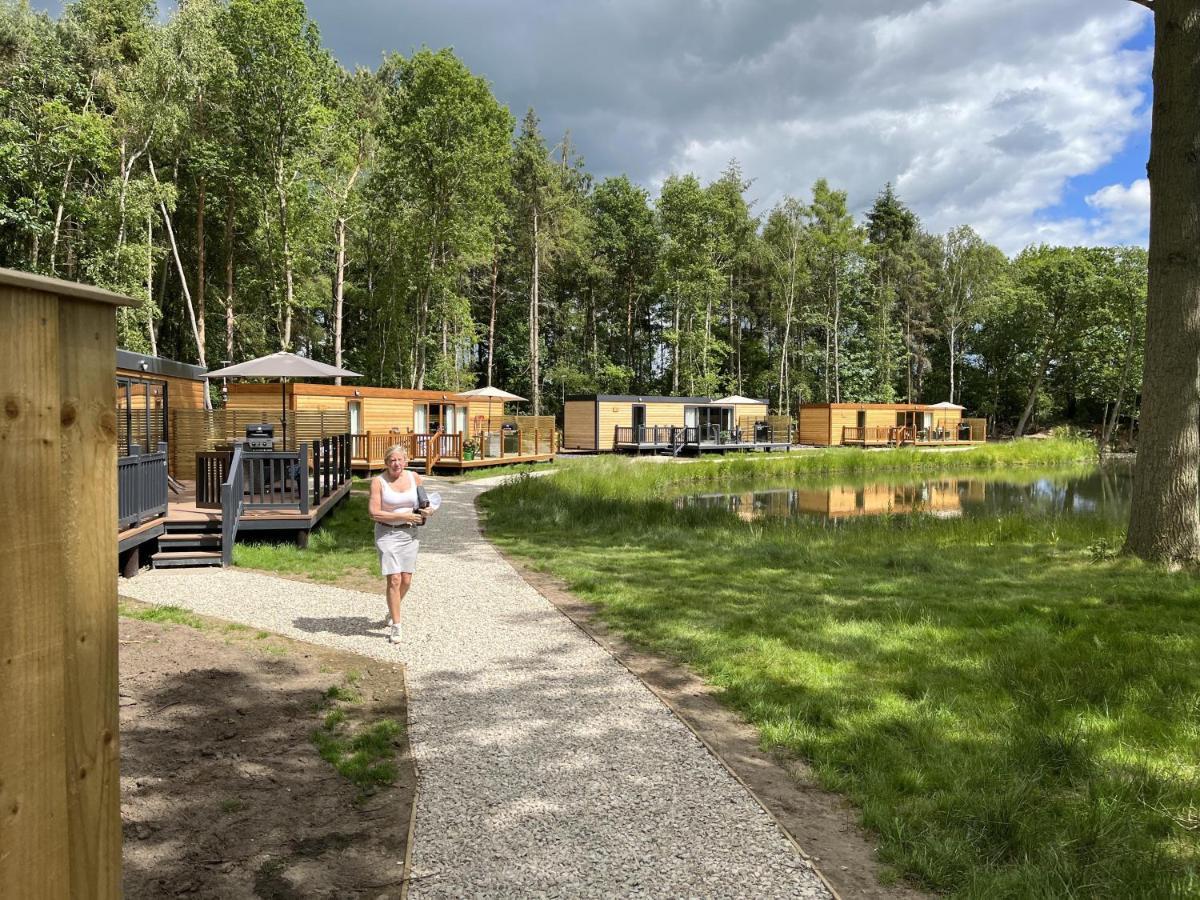 Oak Boutique Lodge Includes Hot Tub Air Con & Dog York Esterno foto