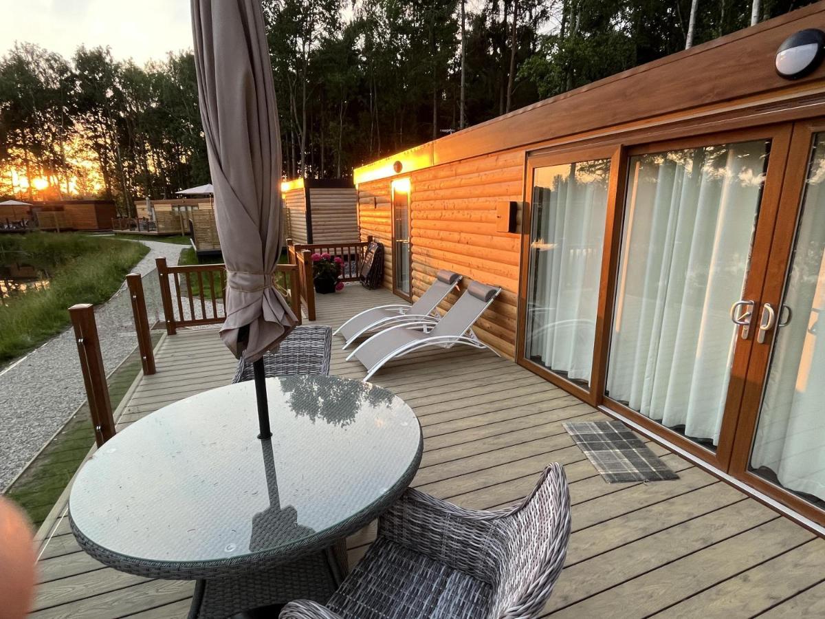 Oak Boutique Lodge Includes Hot Tub Air Con & Dog York Esterno foto