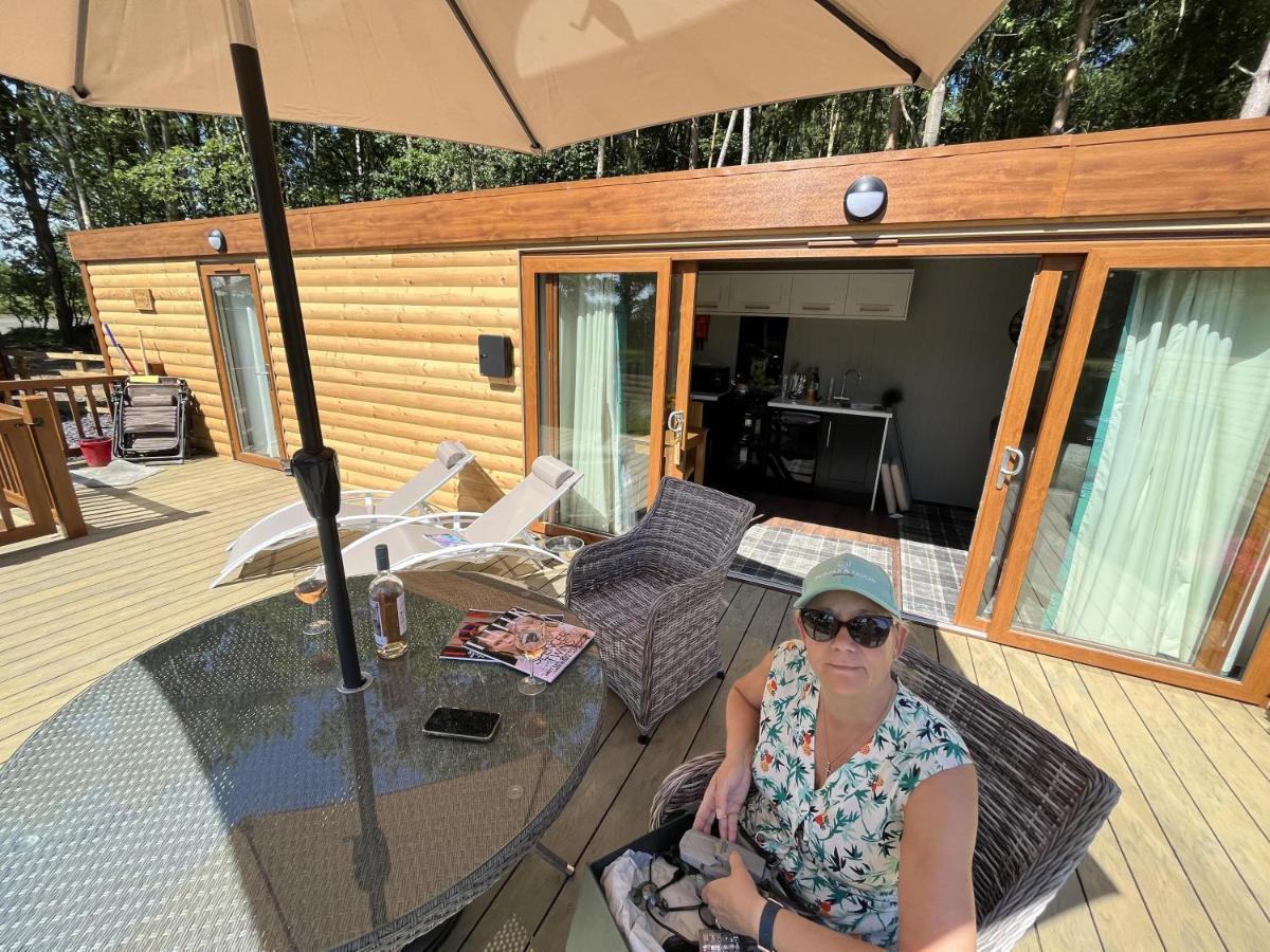 Oak Boutique Lodge Includes Hot Tub Air Con & Dog York Esterno foto